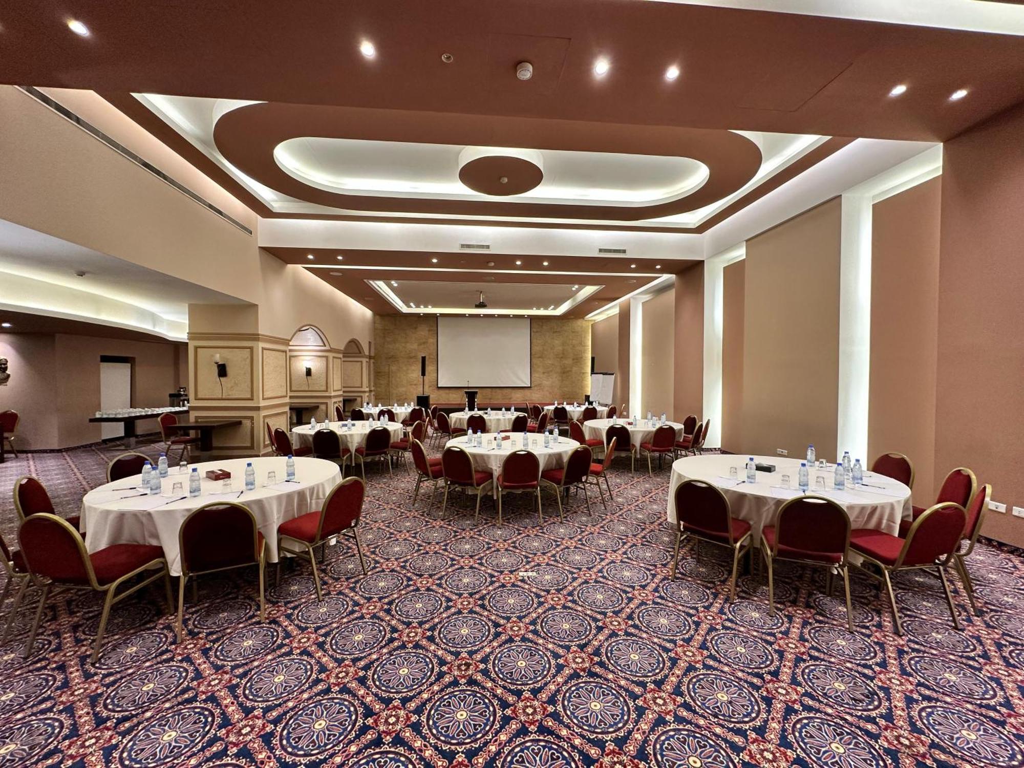 Padova Hotel Beirut Exteriör bild