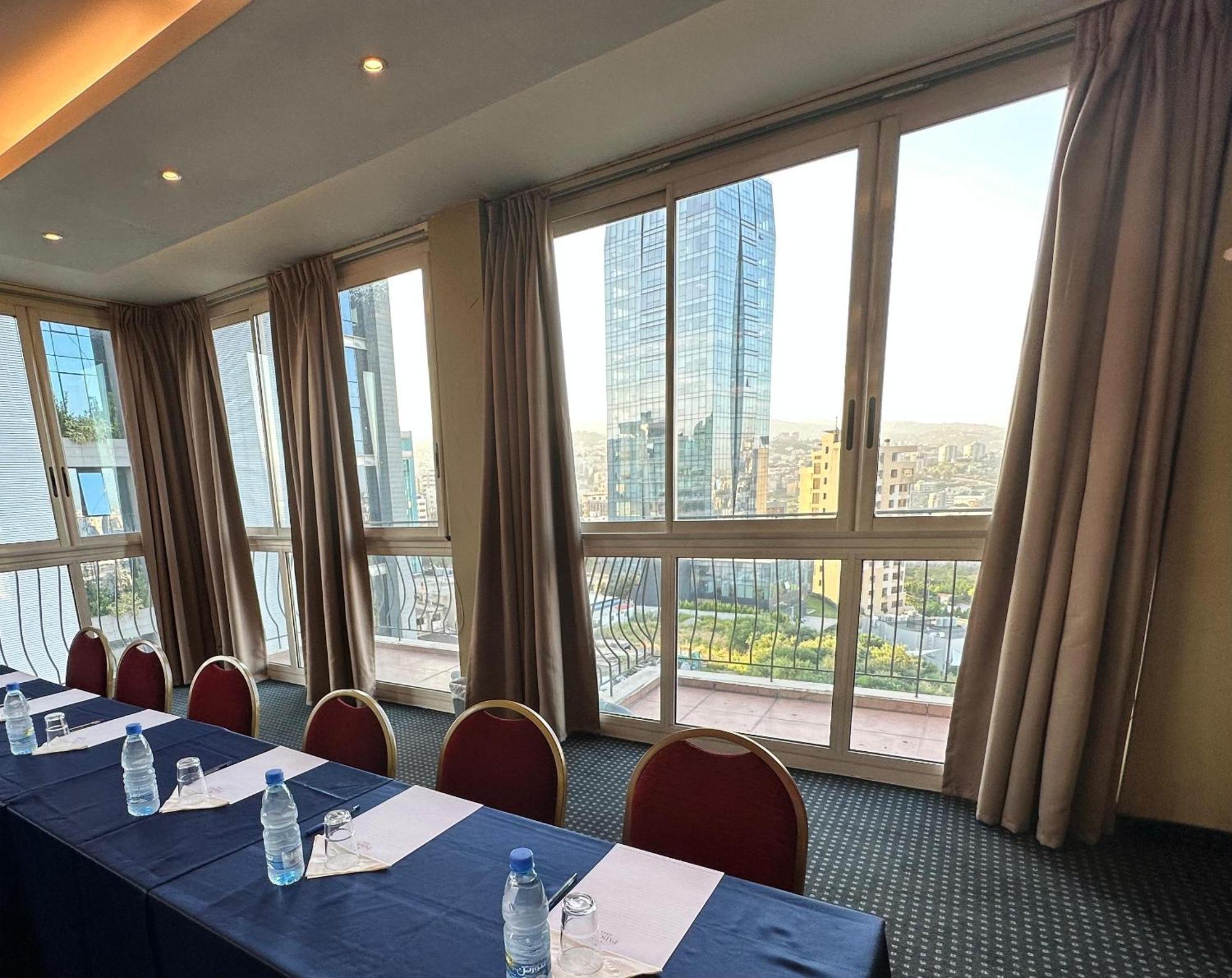 Padova Hotel Beirut Exteriör bild