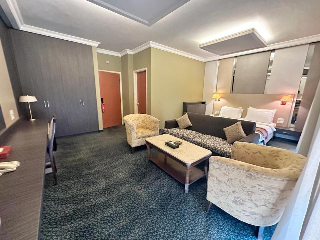Padova Hotel Beirut Exteriör bild