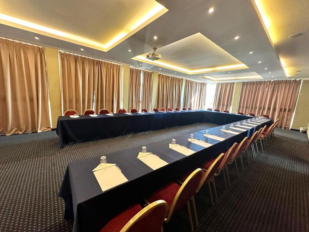 Padova Hotel Beirut Exteriör bild
