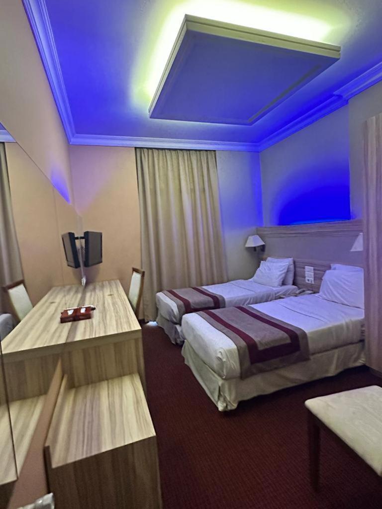 Padova Hotel Beirut Exteriör bild