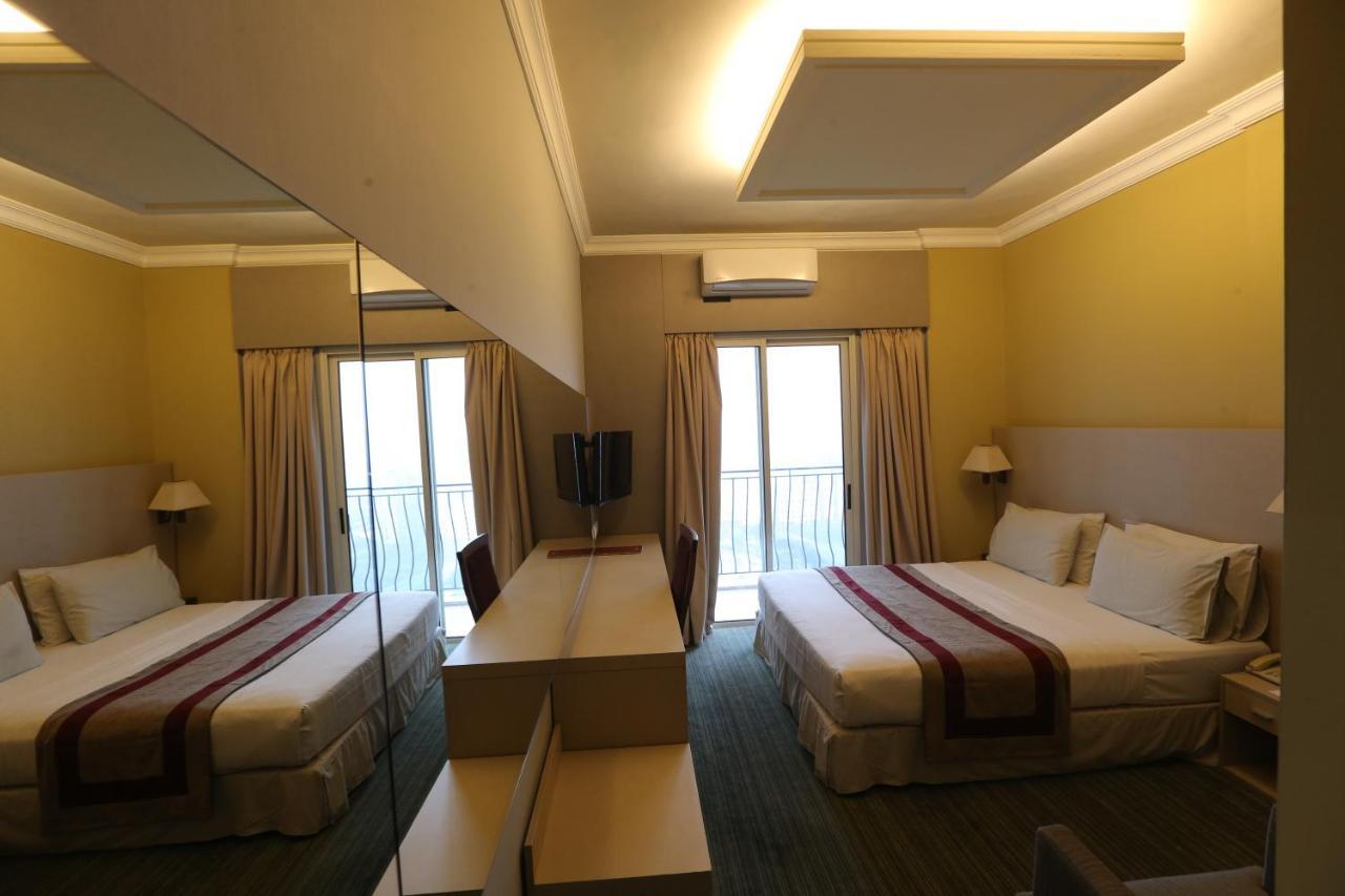 Padova Hotel Beirut Exteriör bild